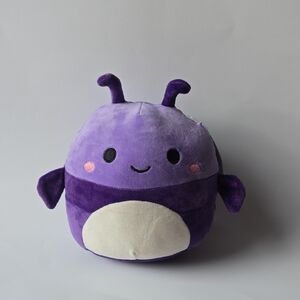 Squishmallows Axel 7.5” Purple Plush – Soft & Super Cuddly!💜